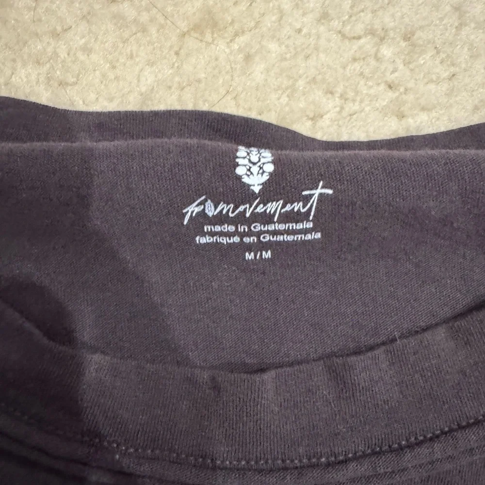 NWOT cropped tee - Picture 2 of 3